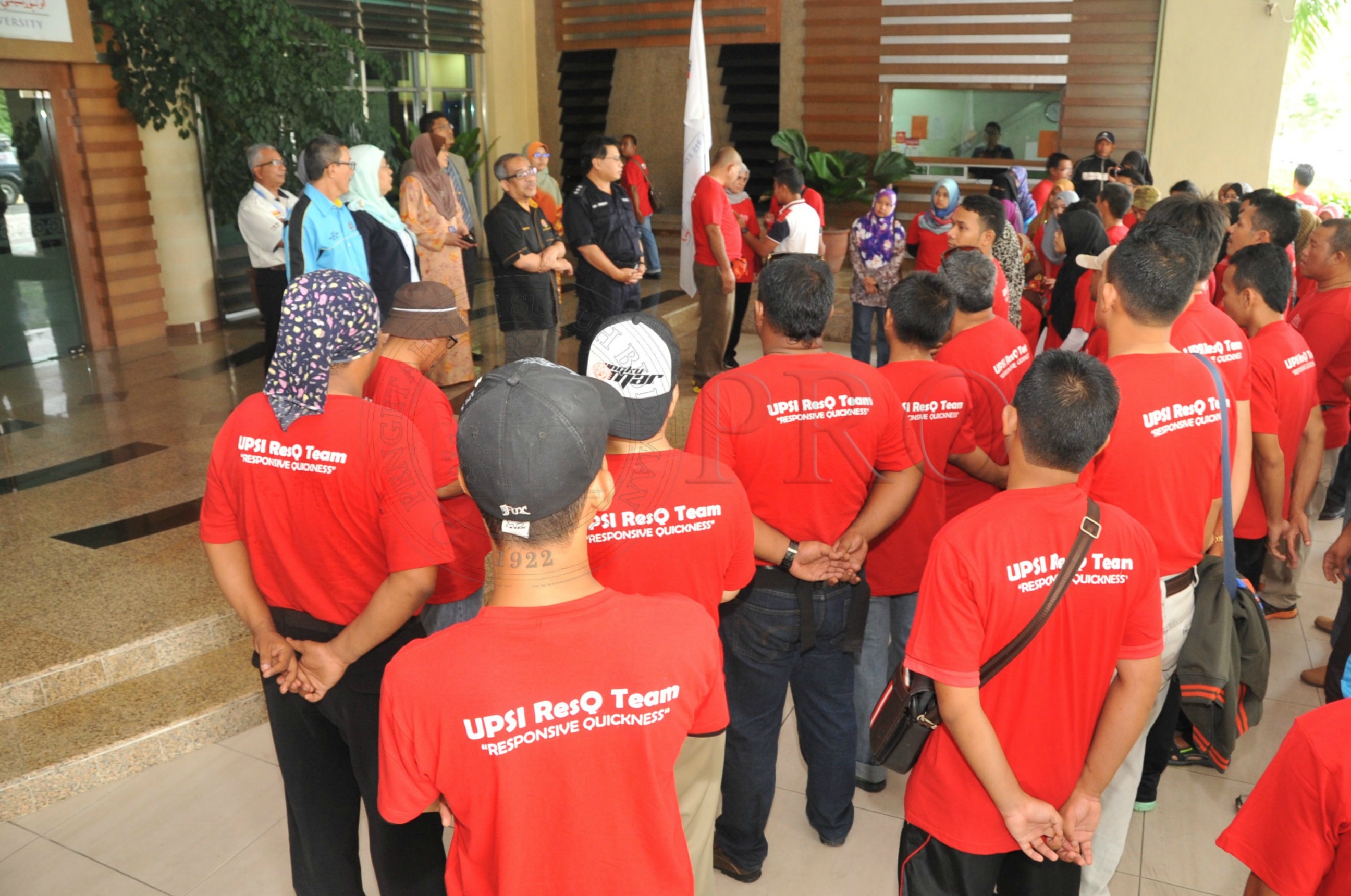 PRO 15 1 RESQ HAS 4236